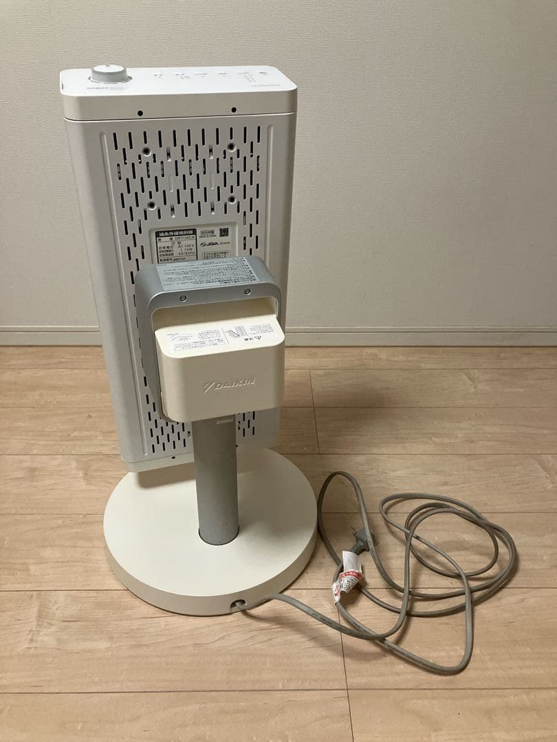 セラムヒート ERFT11XS-W 遠赤外線ヒーター 2020年製 DAIKIN 遠赤外線