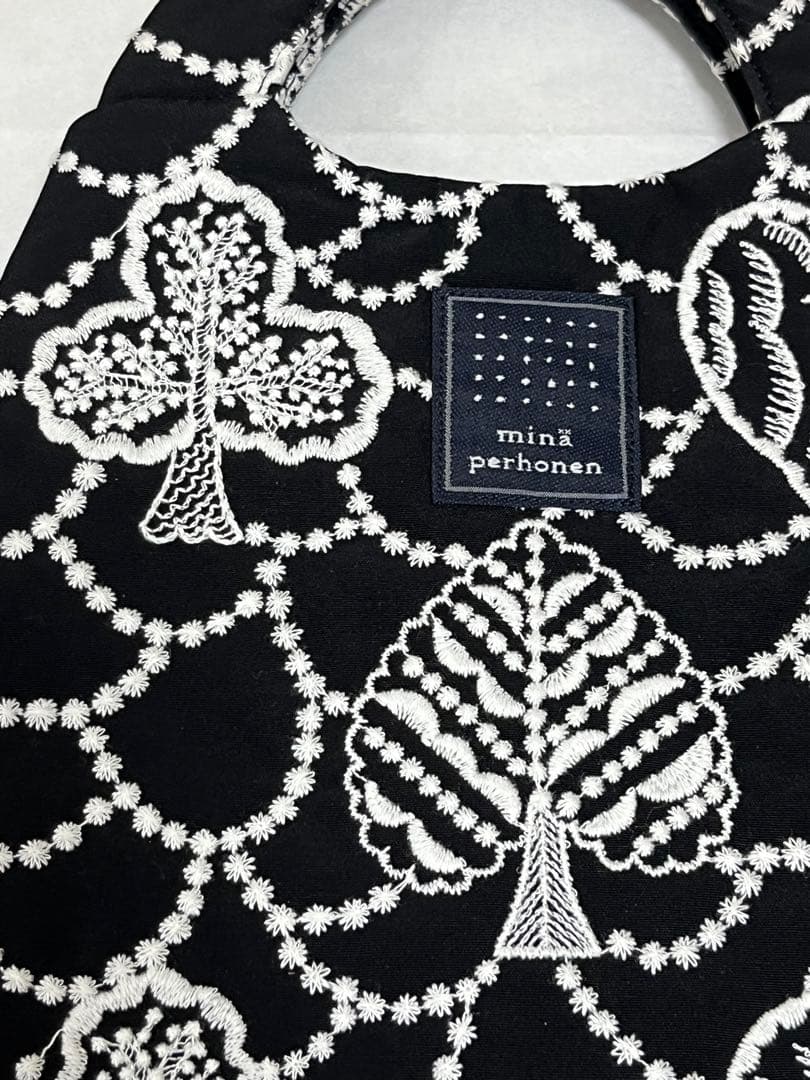 ミナペルホネン forest card うずらバッグ uzura bag 黒×白