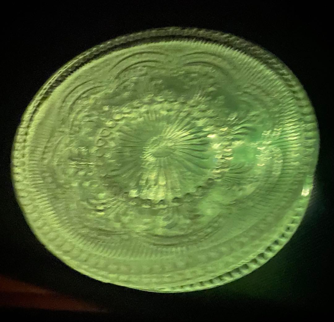 アンティークのプレスガラス製 明治〜昭和ガラスの小皿5枚セット