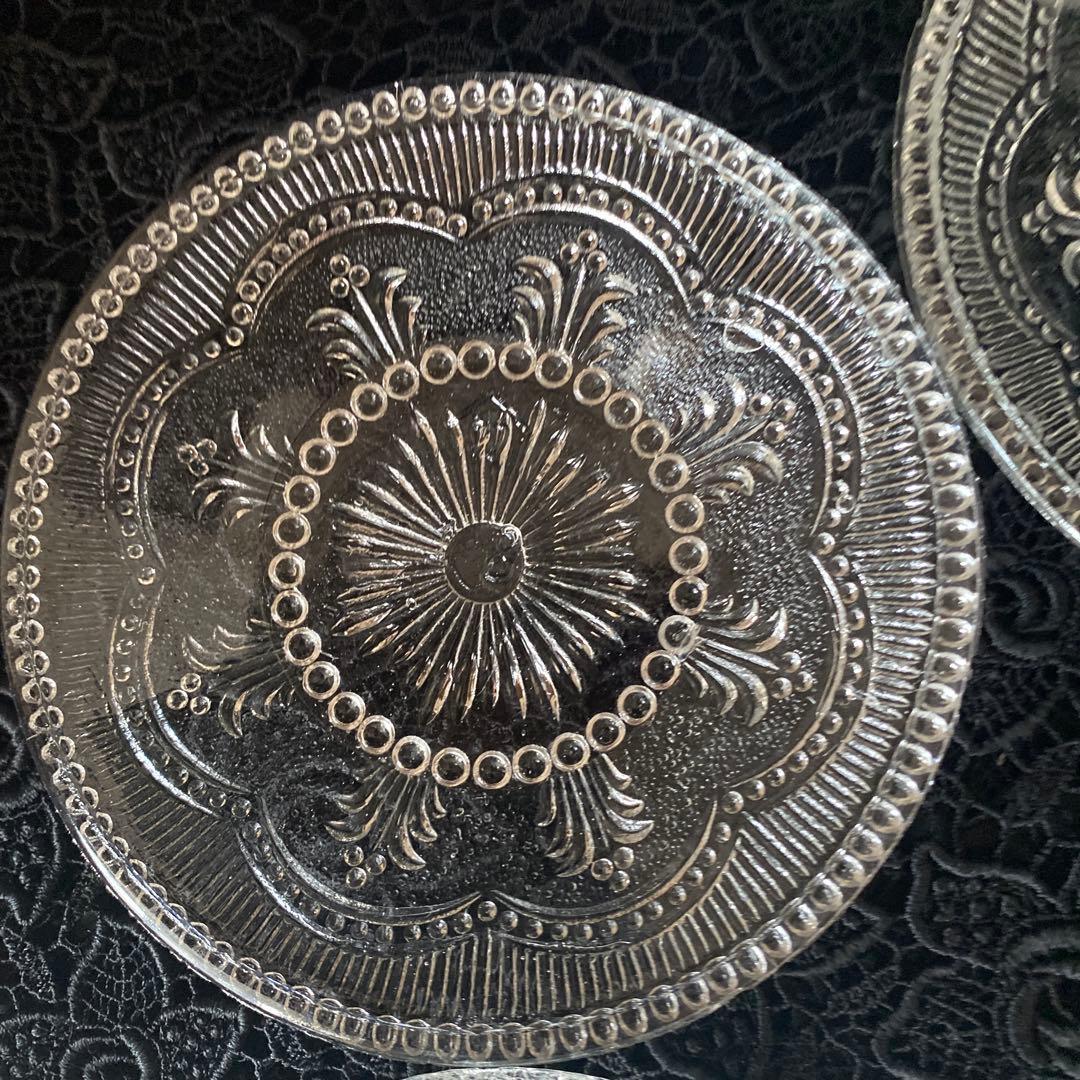 アンティークのプレスガラス製 明治〜昭和ガラスの小皿5枚セット