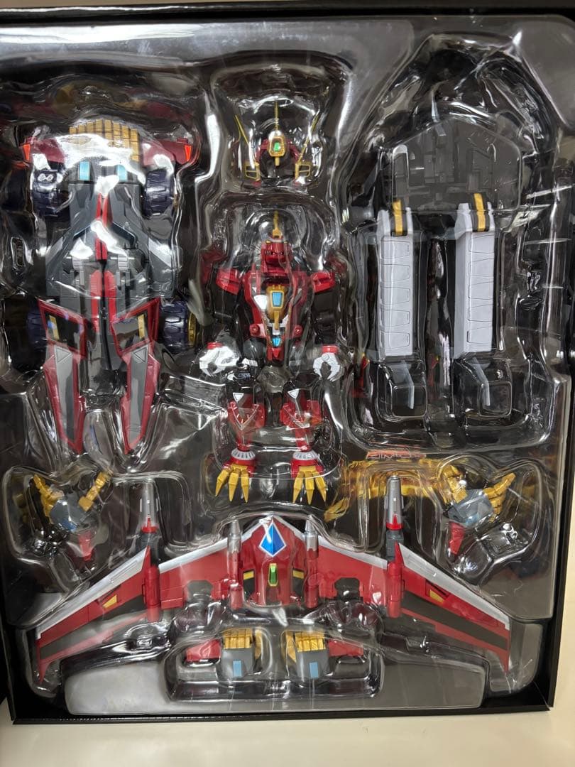 ザ合体ダイナゼノン /グリッドナイトゴルドバーン/グリッドマンビックゴルドバーン