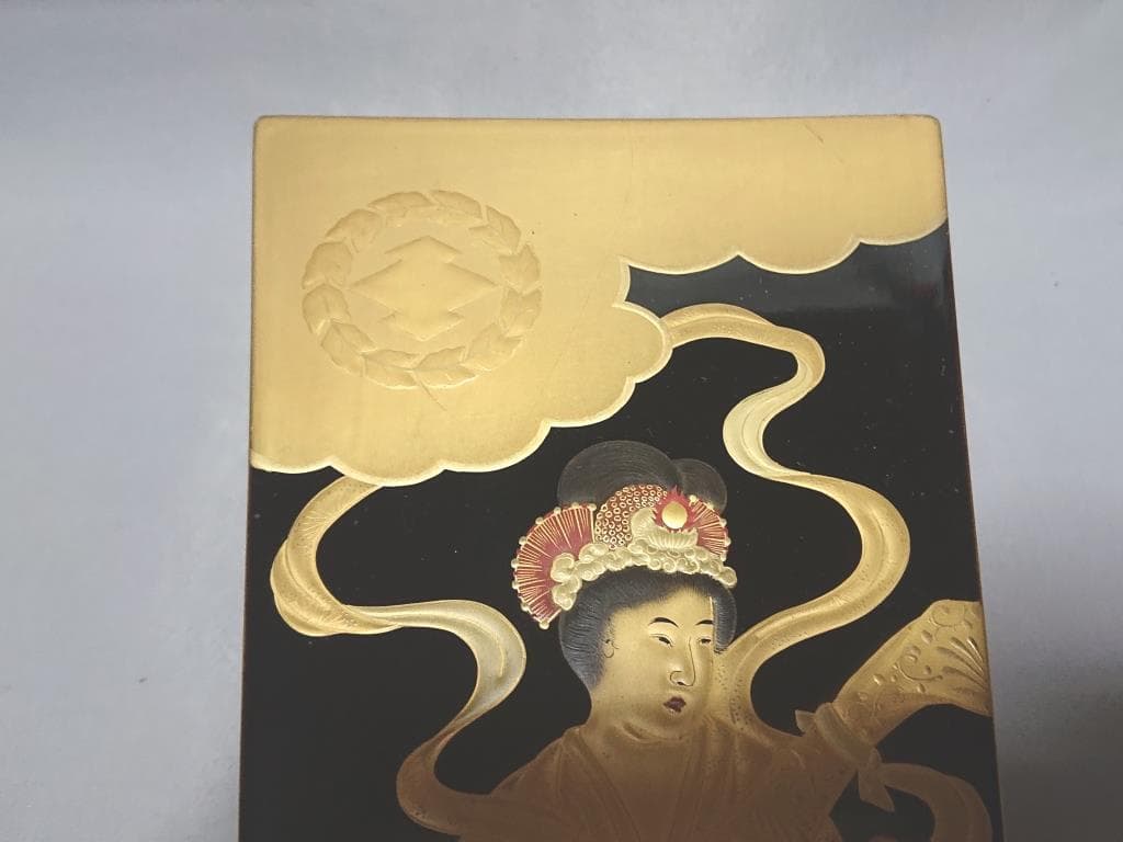 旧家蔵出し 羽子板 豪華蒔絵「天女の羽衣」木箱入り