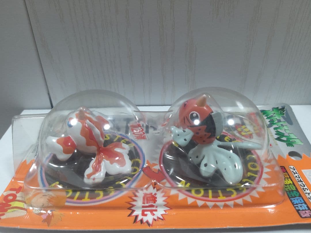 ポケモン モンコレ アズマオウ トサキント 未開封