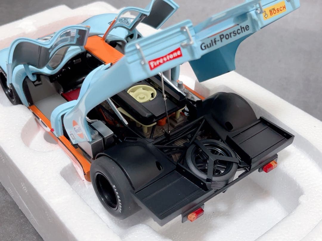 AUTOART 1/18 PORSCHE 917K 栄光のルマン