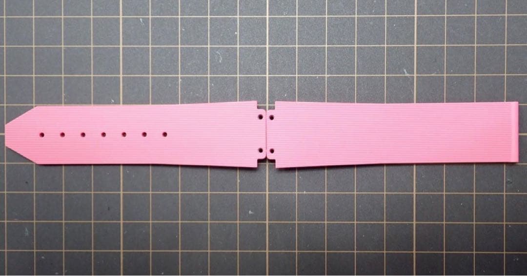 HUBLOT 時計用替えベルト　ピンク　バンド幅約20～22mm　未使用品