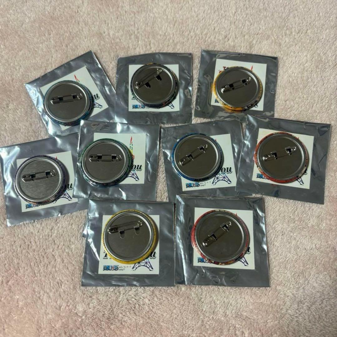 ONEPIECE ワンピースタワー 非売品 缶バッジ