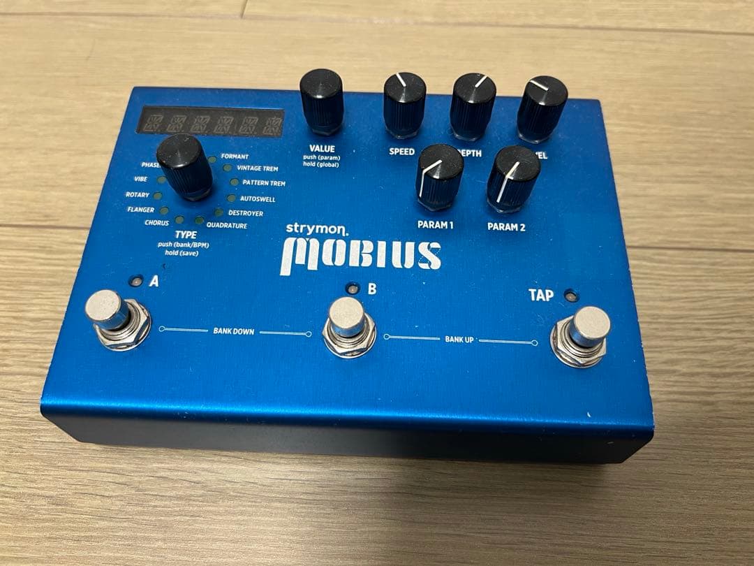 Strymon Mobius ストライモン ギター ベース マルチエフェクター