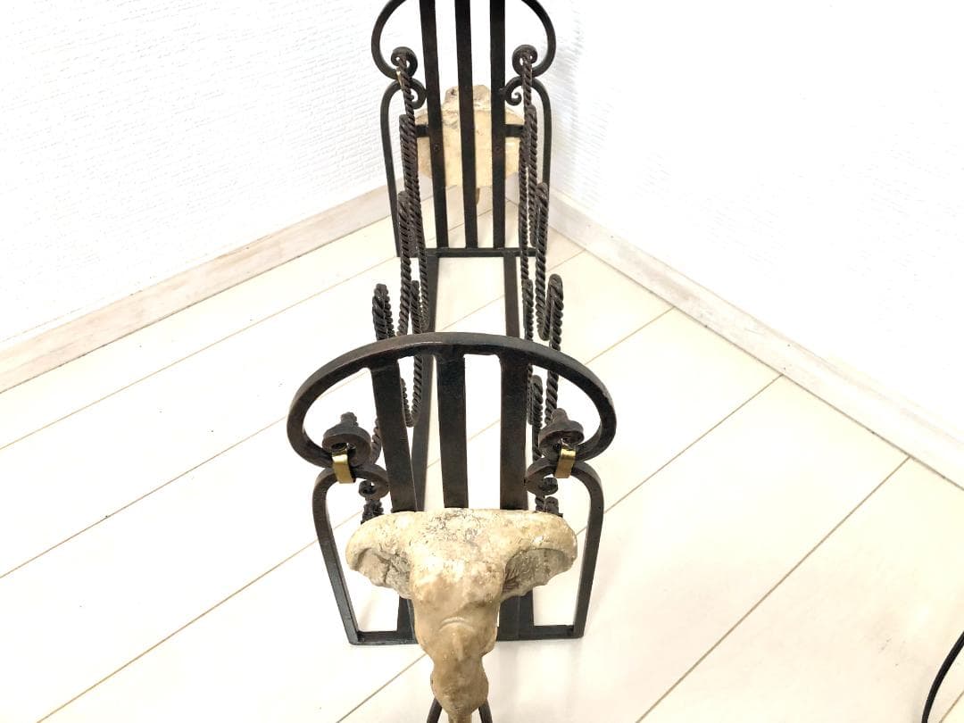 レア・アンティーク】アイアンラック 石像彫刻 ワインラック 8本収納可