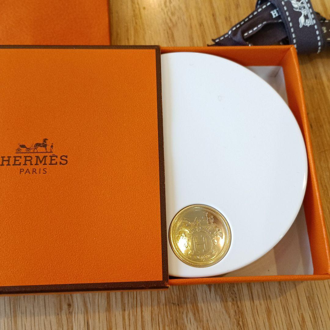 限定品HERMESフェイスパウダー　プードル ロカバール　リミテッドエディション