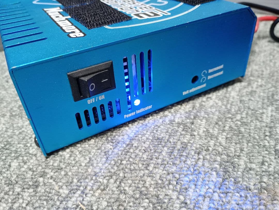 マッチモア安定化電源 ハイテック充電器 X4 セット