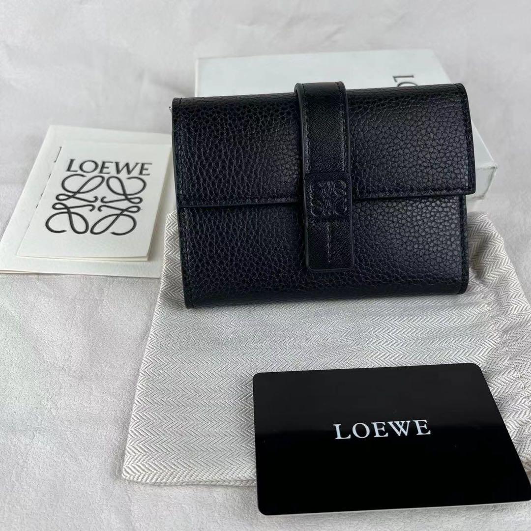 LOEWE ロエベ 三つ折り財布 ブラック 人気 商品 通販