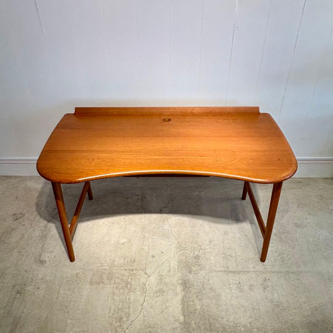 キツツキ　クレセントシリーズ　デスク