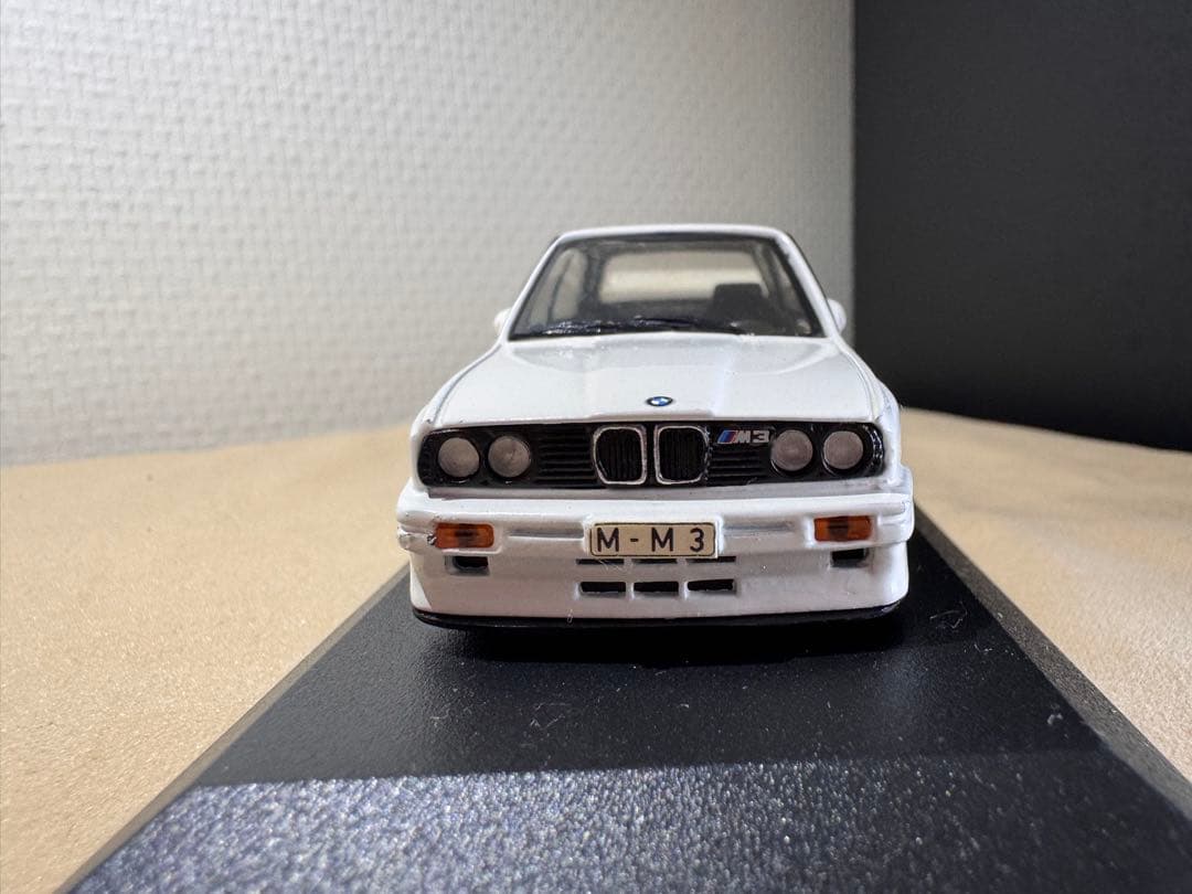 MINICHAMPS BMW M3 ホワイト ミニカー 1/43