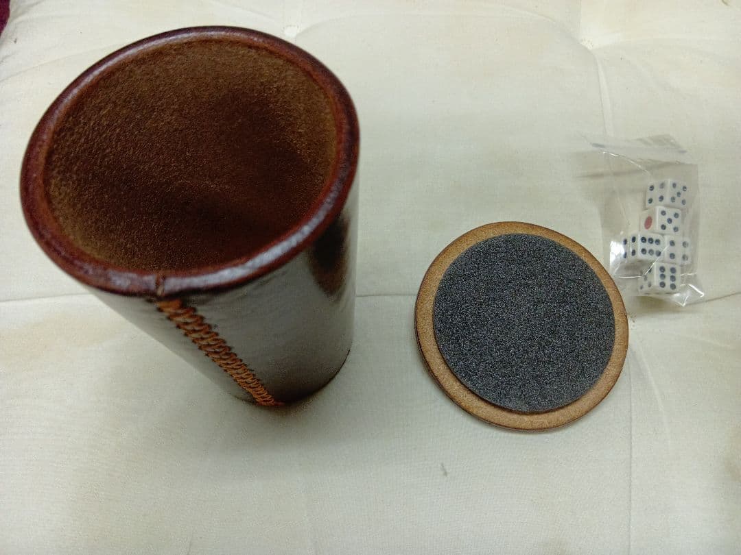 Dice ＆ Craft Cup クラップスセット ダイスゲー厶です