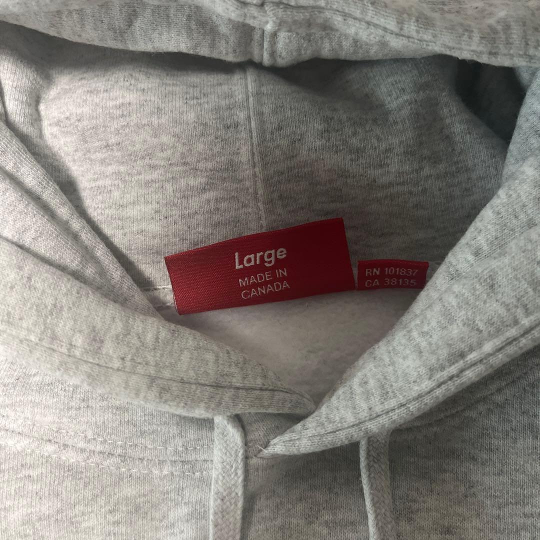 本日まで！！　Supreme Small Box