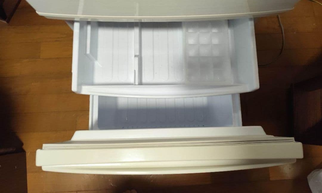 2019年製 どっちもドア冷蔵庫（137L）近隣配送無料＋保証＋設置込