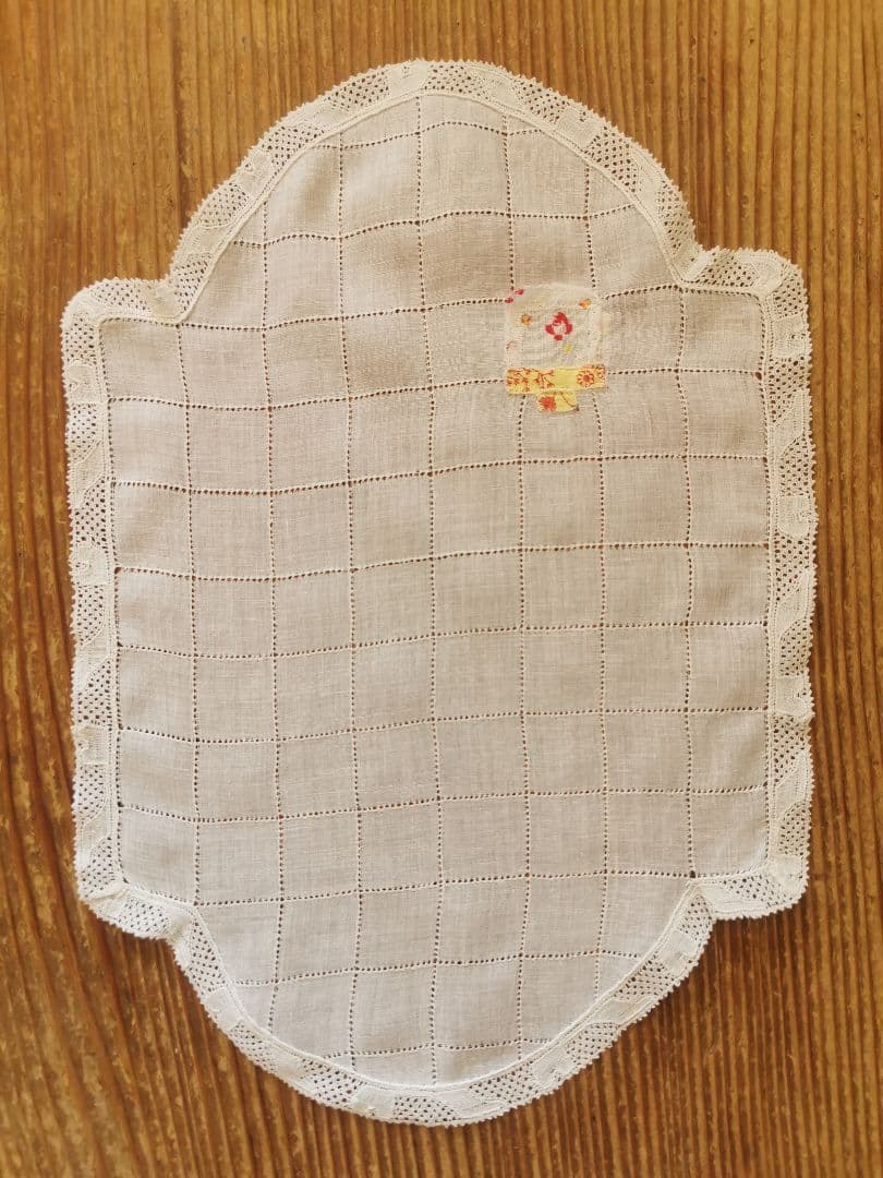 アンティーク ベルギーフランダースボビンレーストリム ドローンワーク