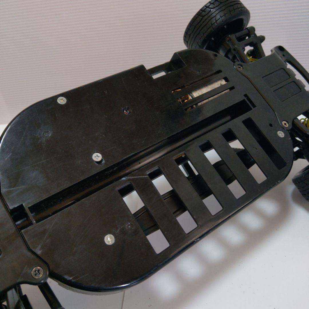 タミヤ　ラジコン　TT-01シャーシ　ボディ付き