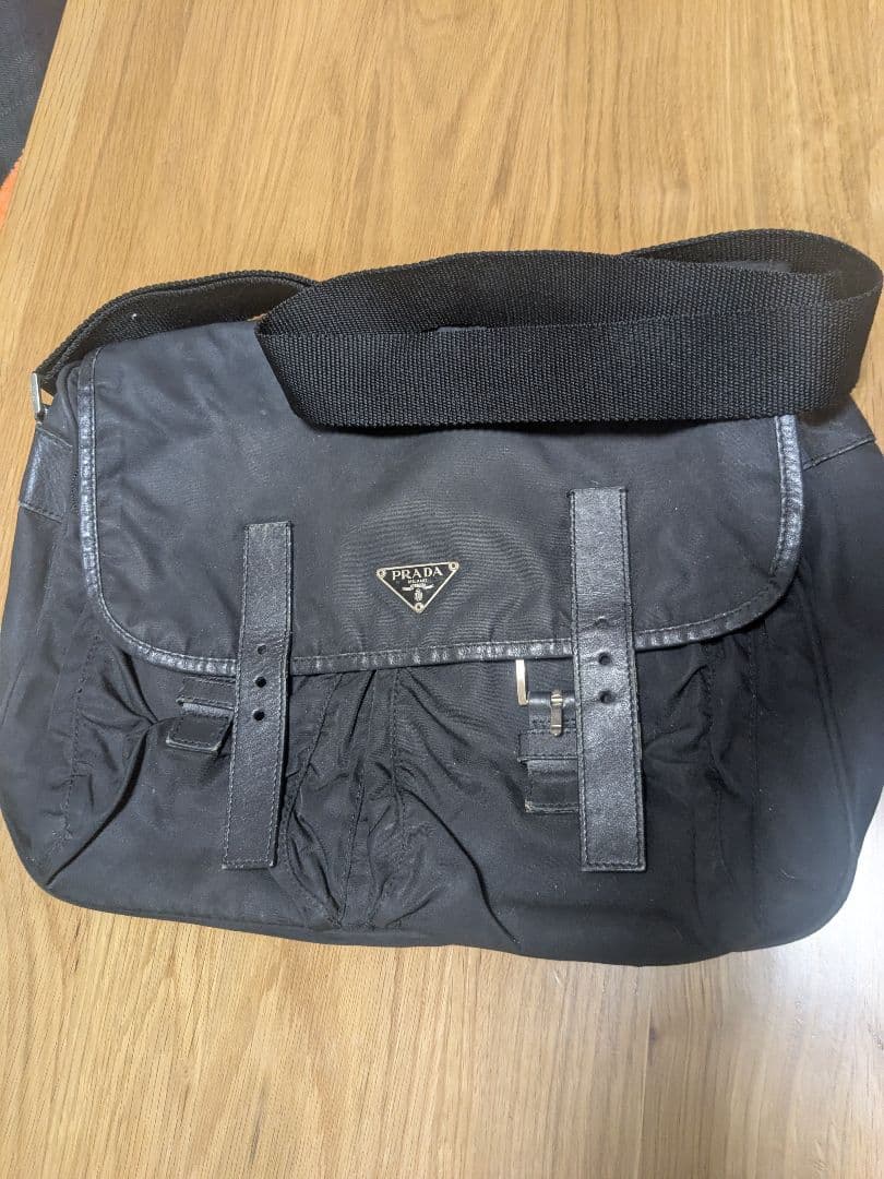 O*S様 成田理俊さん テープカッター O*S様 成田理俊さん テープ