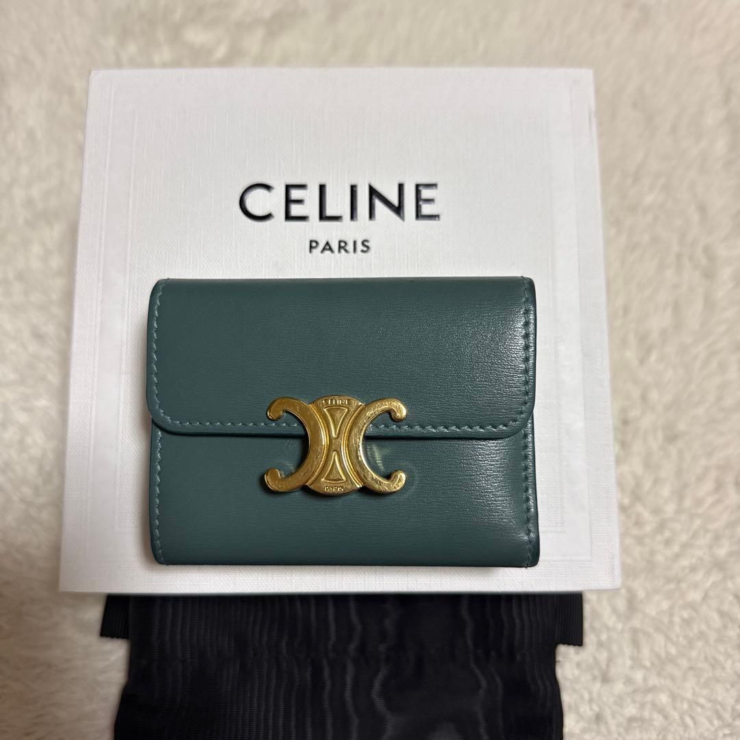 セリーヌ CELINE 三つ折り財布 コイン入れ付きコンパクトウォレット
