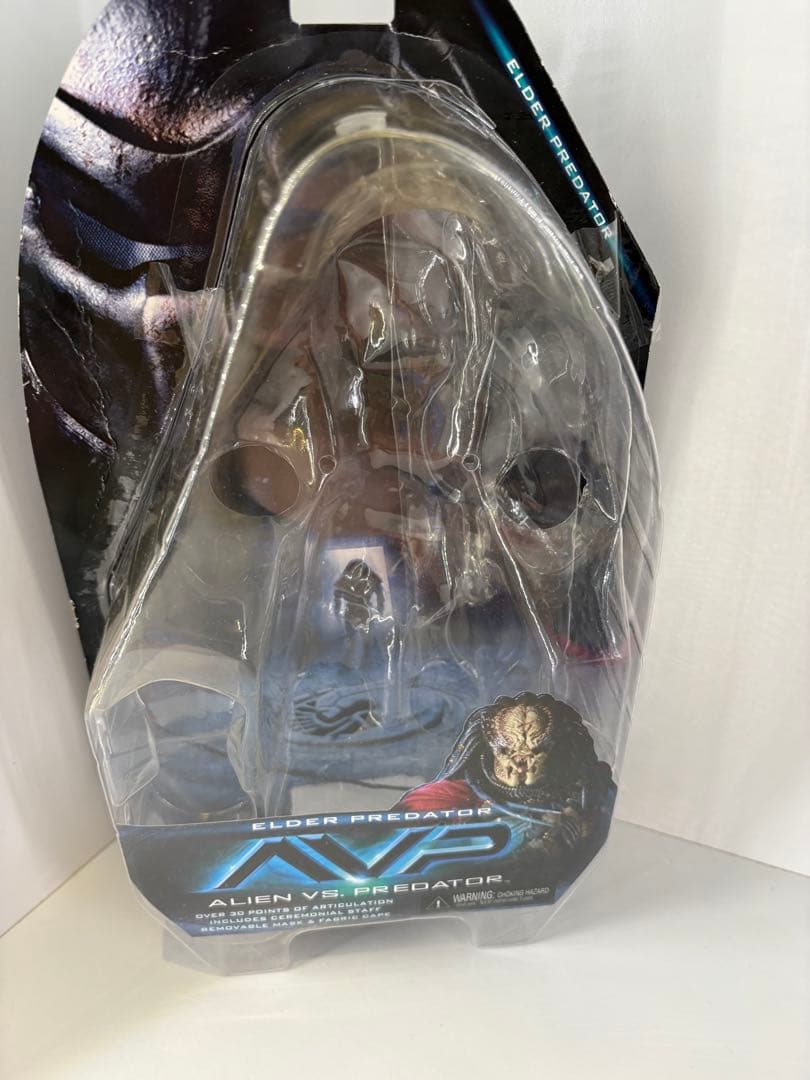 ネカ　avp エルダープレデター　豆魚雷