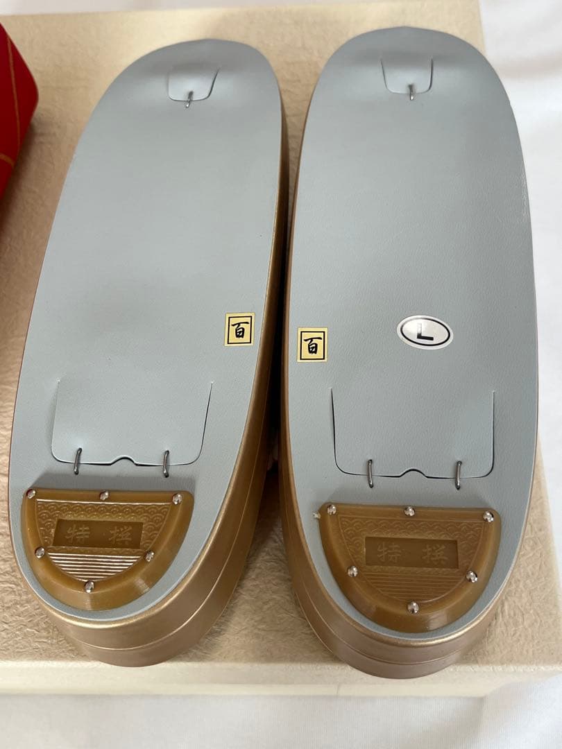 特選　未使用　和装用草履バッグと草履セット　日本製　振袖　成人式　卒業式