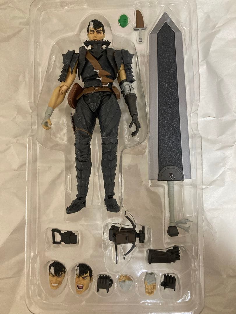 shフィギュアアーツ ベルセルク ガッツ フィギュア