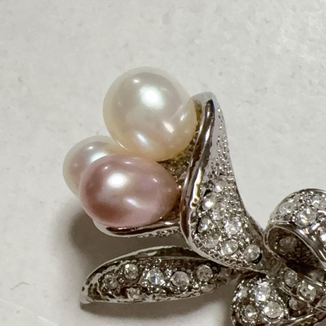 本パールとストーンのブローチ