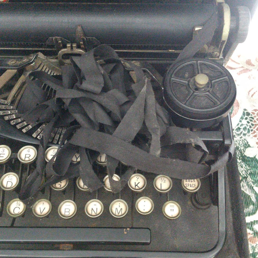 アンティーク タイプライター