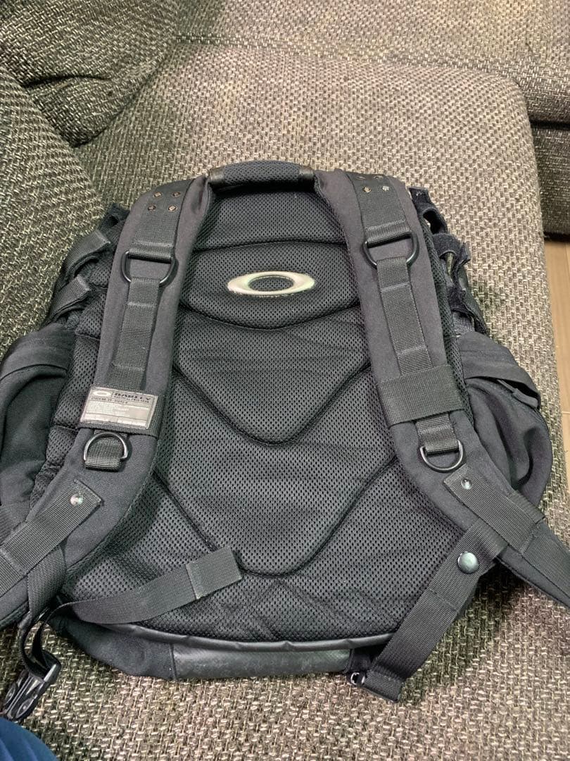 レア　Oakley ブラック リュック
