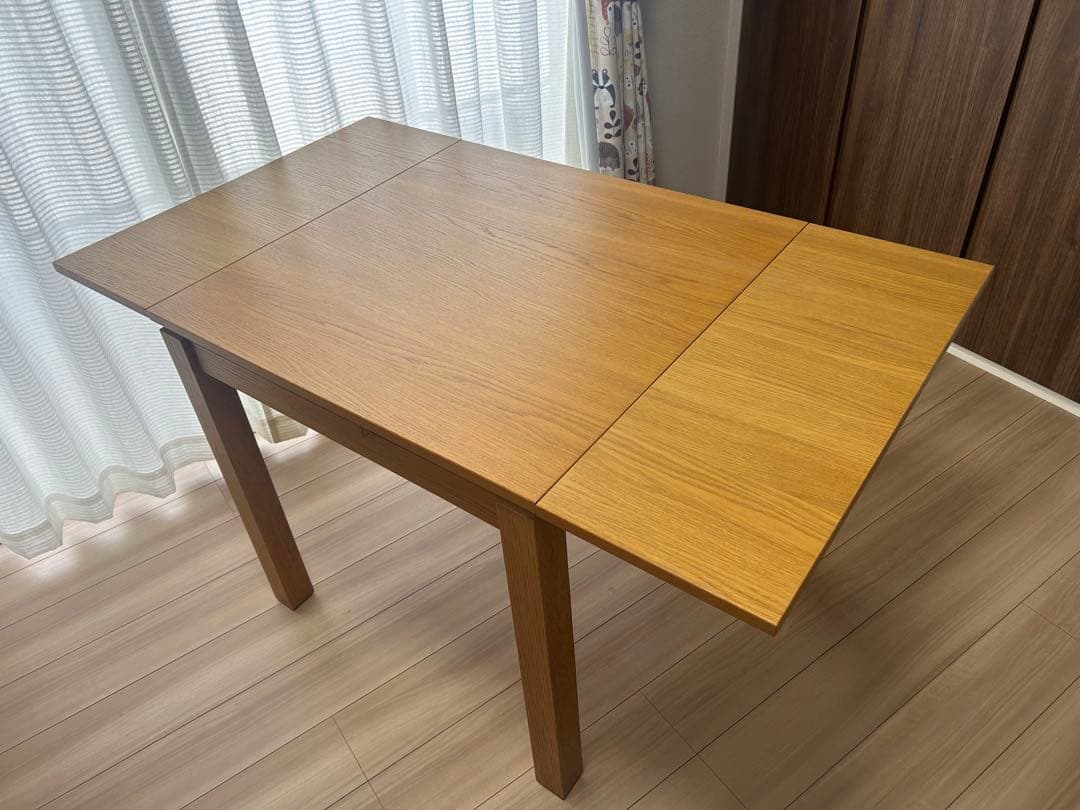 unico 伸縮式ダイニングテーブル