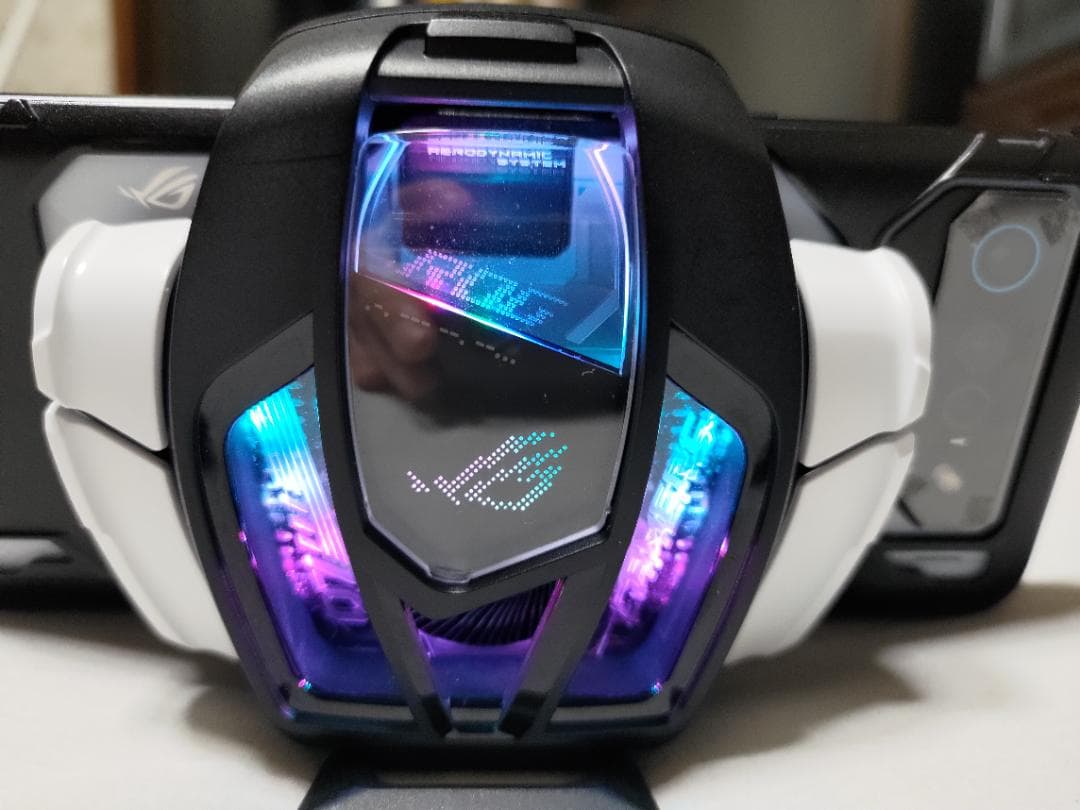 タ*カ様 AeroActive Cooler 7 ゲーミング スマホ ROGPh
