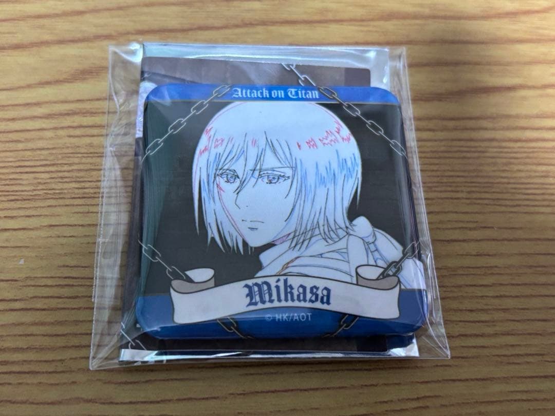 進撃の巨人 調査兵団 ランダム 缶バッジ ミカサ wit studio - メルカリ