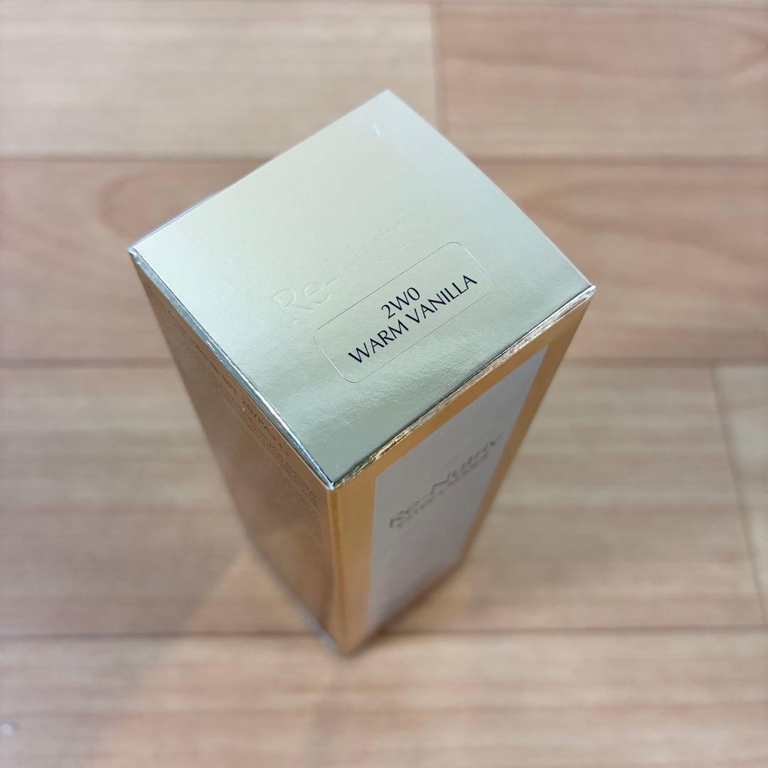 【新品】エスティローダー　リニュートリィブ　ラディアンスリクイッドメークアップN