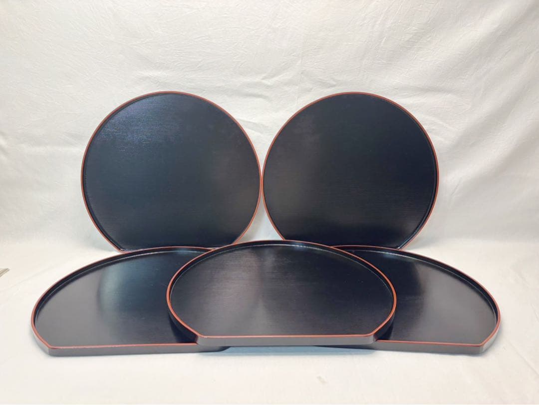 ほぼ未使用 懐石道具 木製 半月膳 線筋 縁朱 5客揃 会席膳 宴会盆 元箱