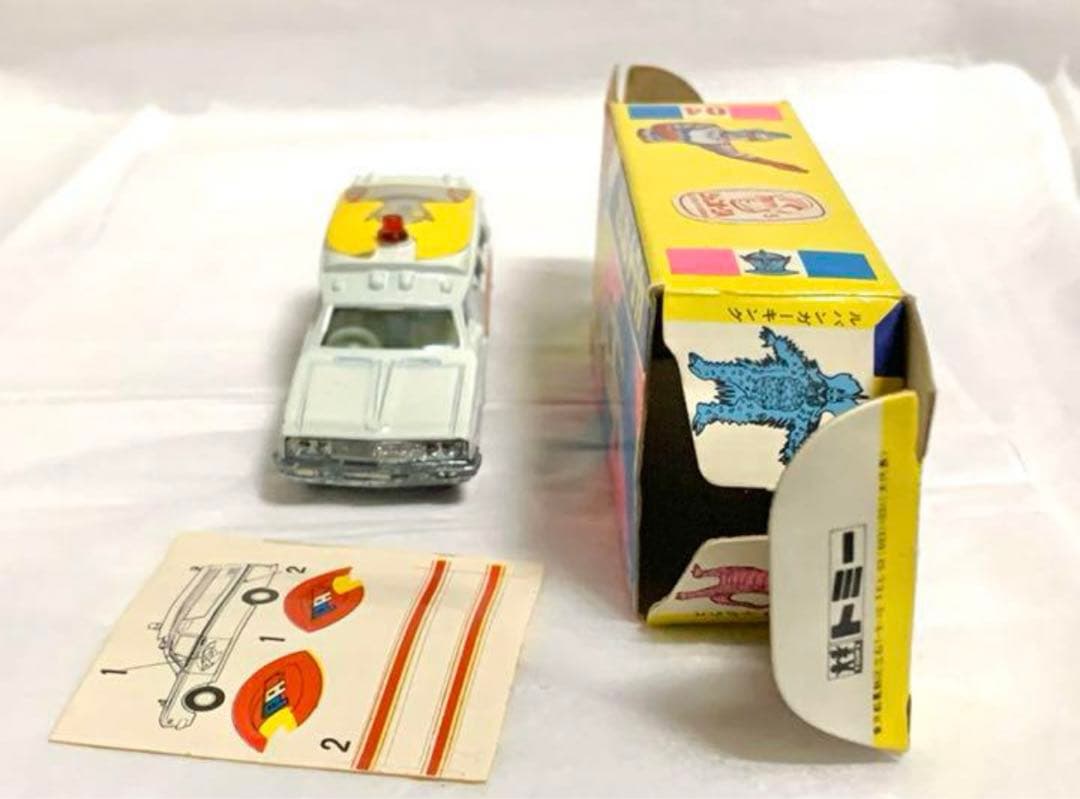 マスコミトミカ ジャンボーグA トヨタ　クラウン救急車