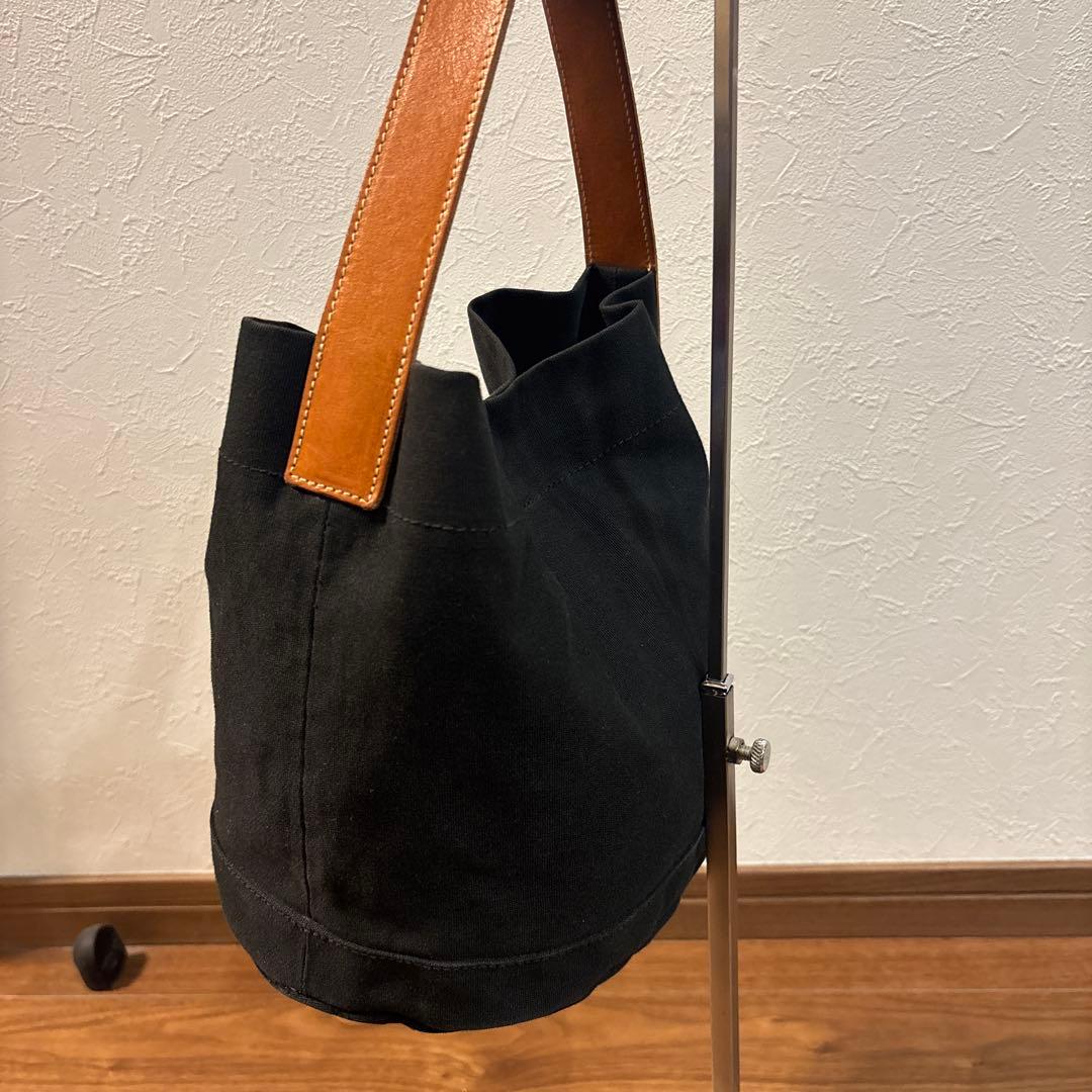 【美品】IL BISONTE イルビゾンテ キャンパス×レザー ハンドバッグ