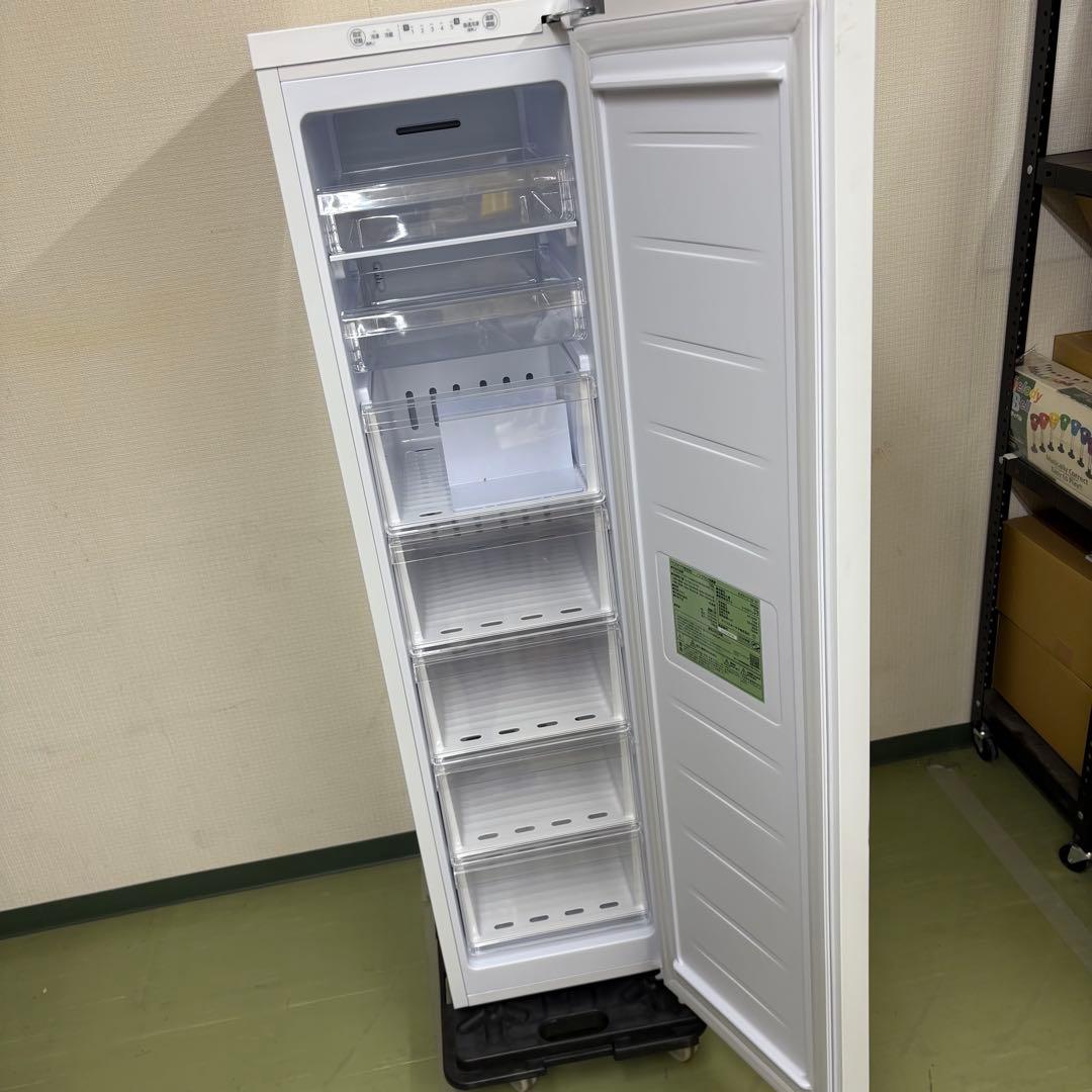 2024年製 アイリスオーヤマ ノンフロン冷凍庫 冷蔵庫　KUSN-S12B-W