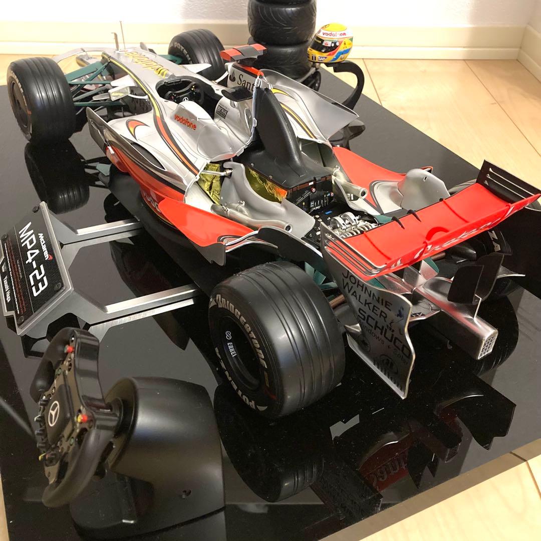 1/8 マクラーレンMP4-23 ハミルトン ディアゴスティーニ フィギュア