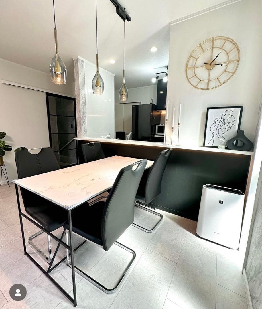 LOWYA 大理石柄ダイニングテーブル　140センチ