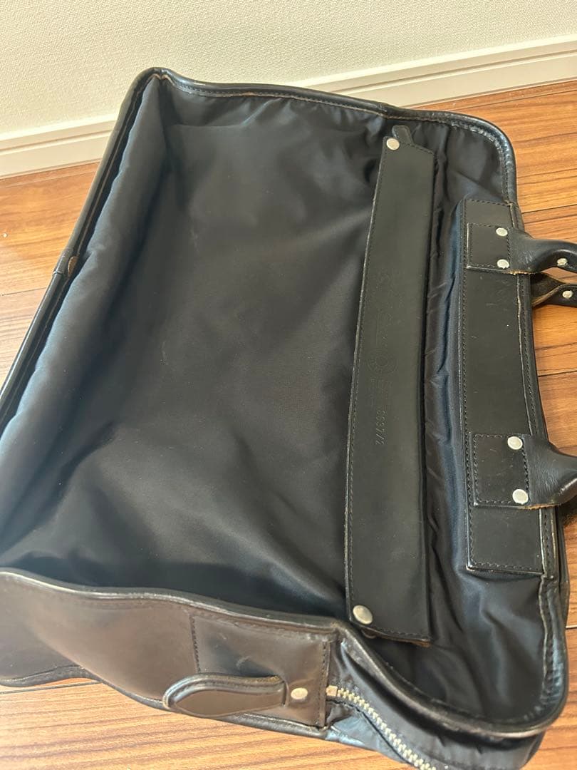 （最終価格）フェリージ　ビジネスバッグ ブラック ナイロン レザー