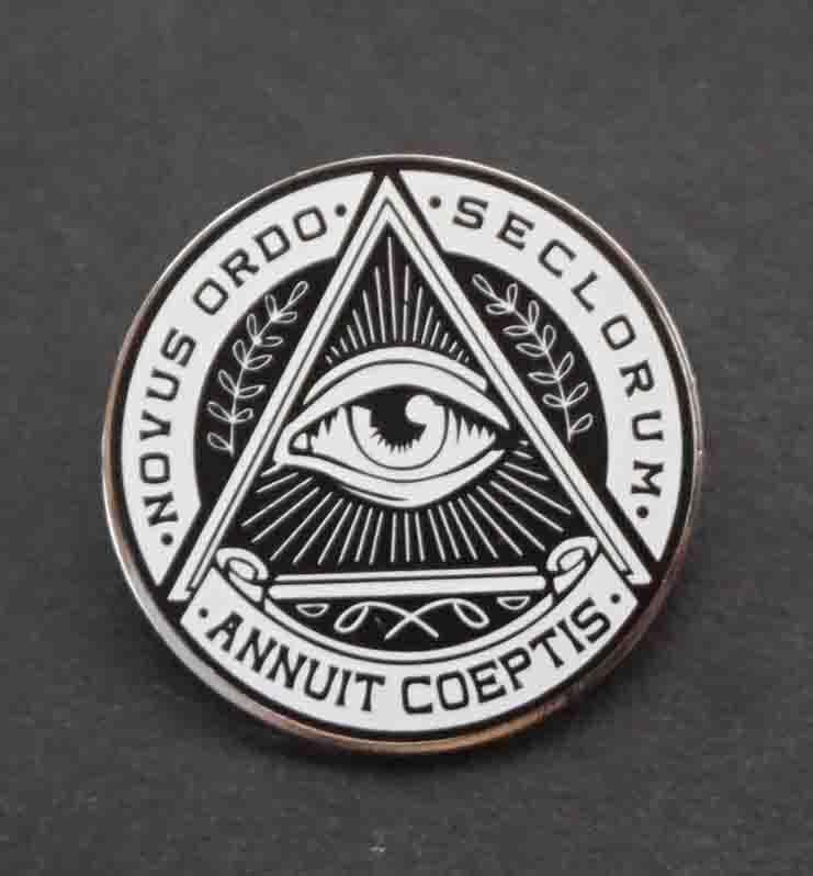 秘密結社の激レアピンバッチ