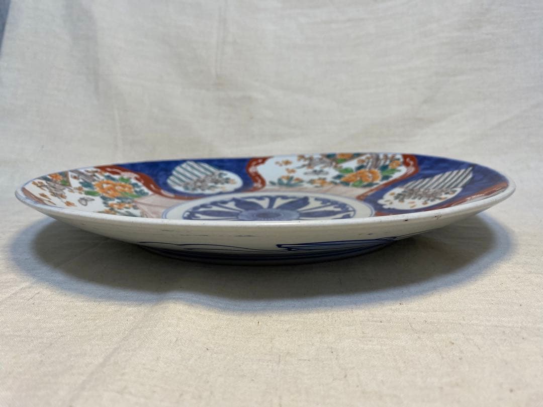 伊万里　古伊万里　色絵　大皿　花の図　蝶の図　1客