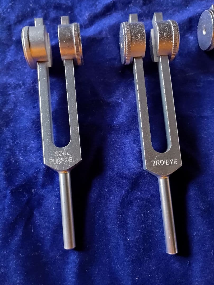 チャクラ　チューニング　フォーク　音叉　ヒーリング