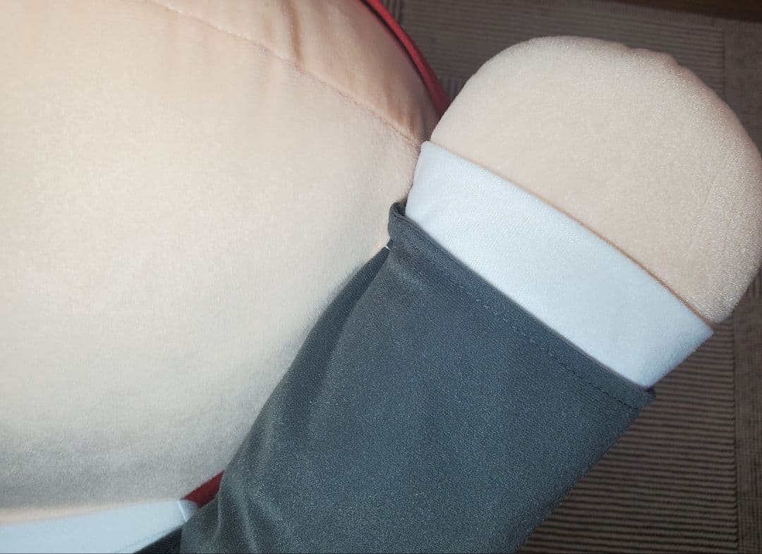 テラジャンボ　虹ヶ咲　エマ・ヴェルデ 　ラブライブ　寝そべりぬいぐるみ