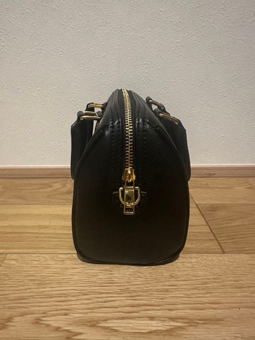 CELINE ブラック　ショルダーバッグ　トリオンフ