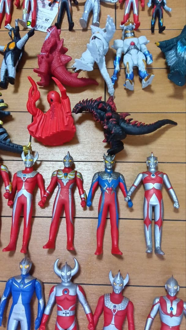 ウルトラマン ソフビ　まとめ売り　 現行サイズ　 旧サイズ　 DX　 ビッグ