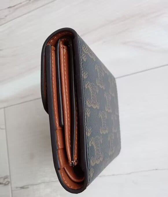 san☀️ ブラウン 三つ折り財布