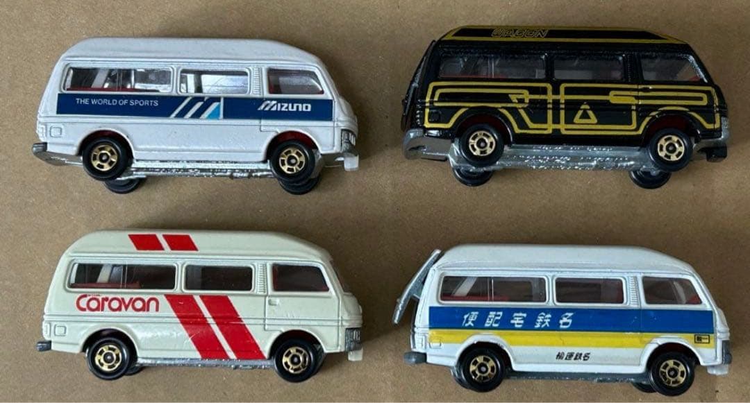 トミカ ニッサン キャラバン 4台セット