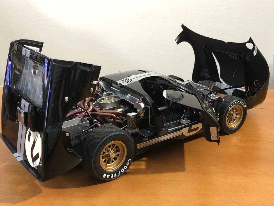 ★絶版 激レア！￼￼EXOTO 1/10 FORD GT40 MkⅡ